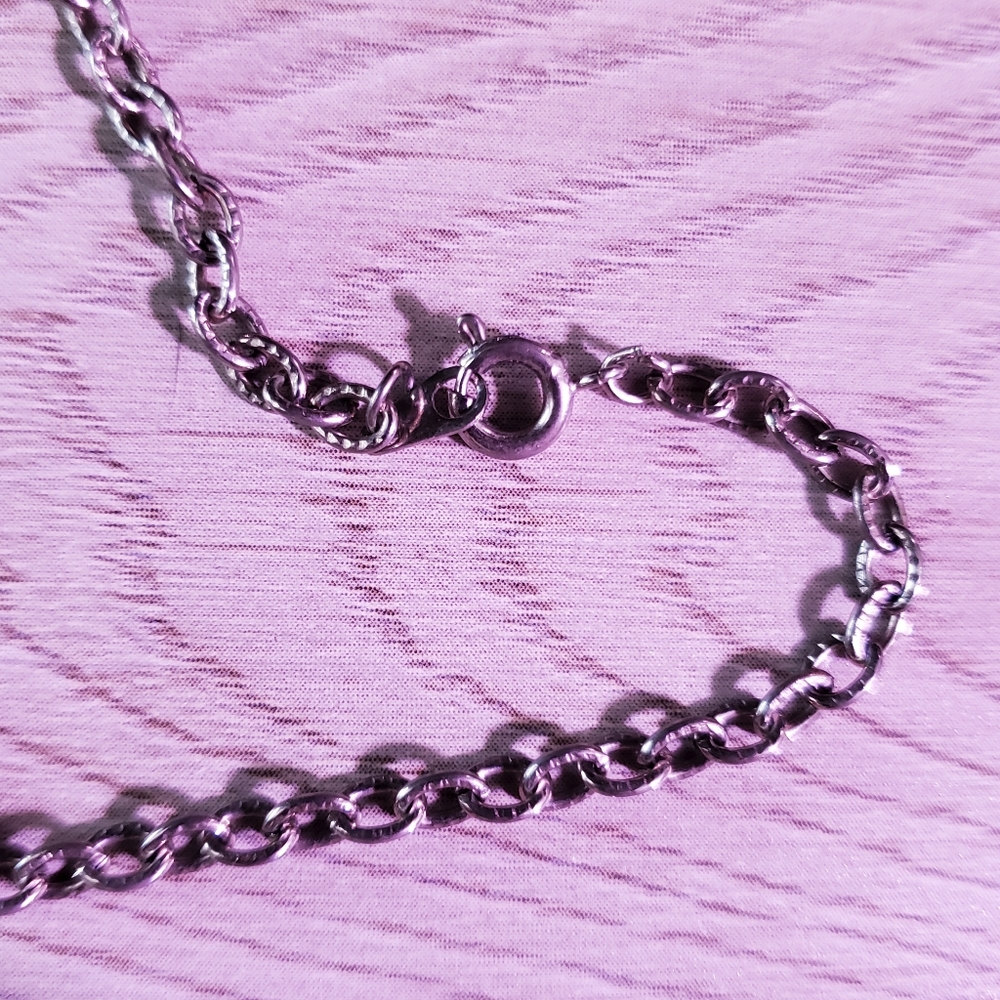 Healing Pendant Necklace - Picture 2 of 4